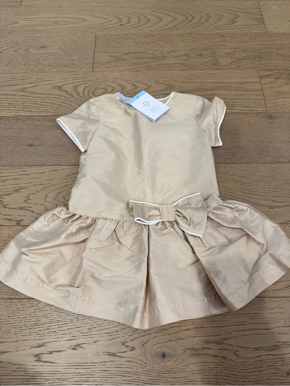 Bella Bliss Girls Size 2 Champagne Dress NWT Bow White Piping Party Holiday